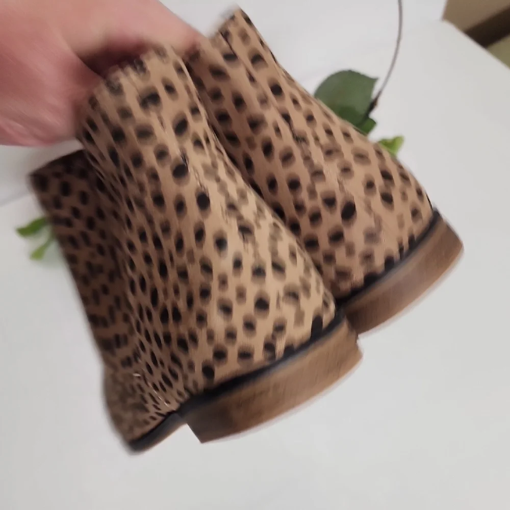 Cat & Jack Tan and Black Cheetah Print Kids Ankle Boots